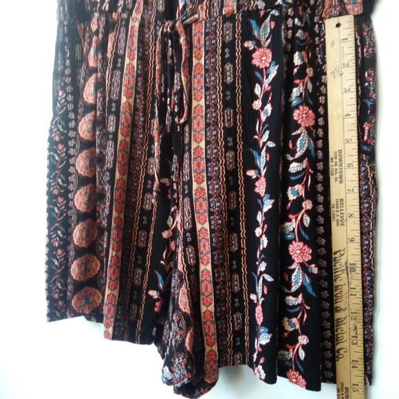 Lily Rose Womens 1X Romper Playsuit Boho Floral Ruffle Drawstring Waist Pockets - Picture 13 of 13